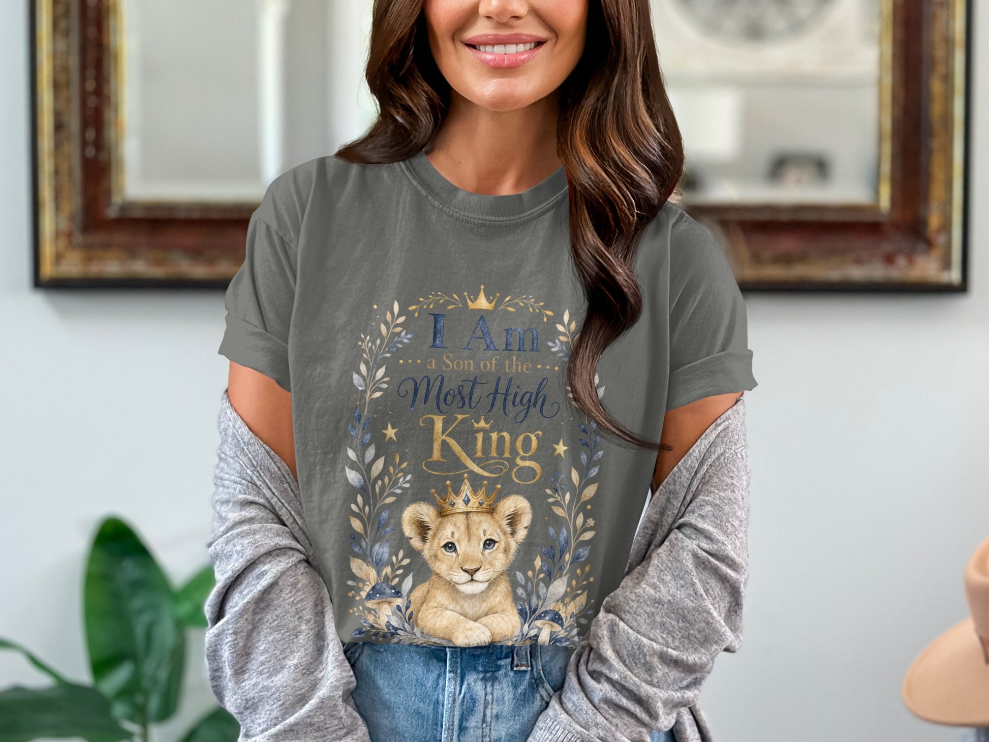 T-shirt with a crowned lion cub and text: "I Am a Son of the Most High King".